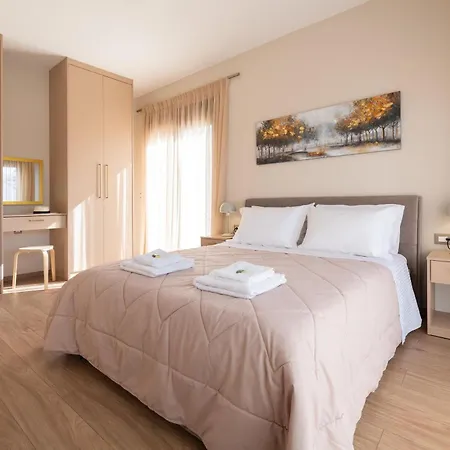 Villa Elias' Rest *