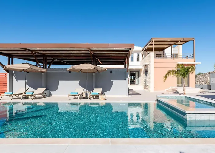 Villa Elias' Rest Pastida