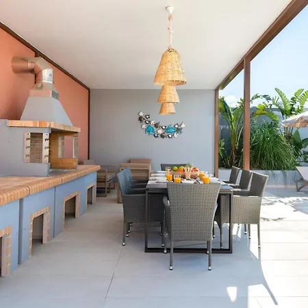 Villa Elias' Rest