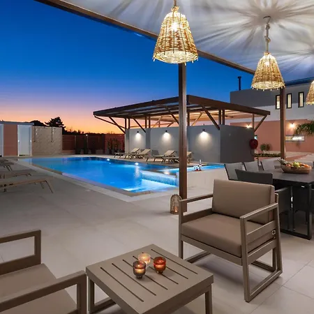 Villa Elias' Rest