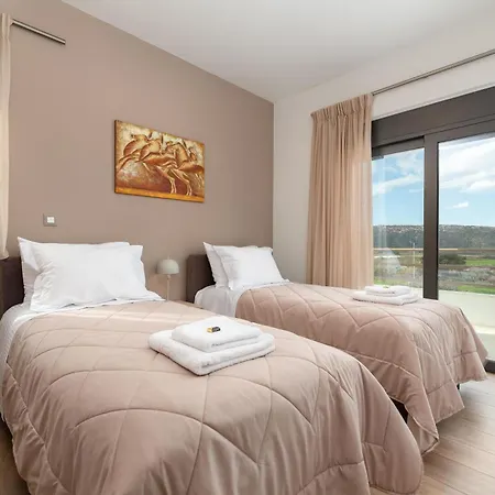 Elias' Rest Villa Pastida